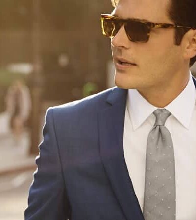 Men’s Fashion Basics – Part 20 – The Navy Suit