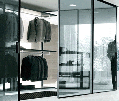 The Ultimate Streamlined Capsule Wardrobe
