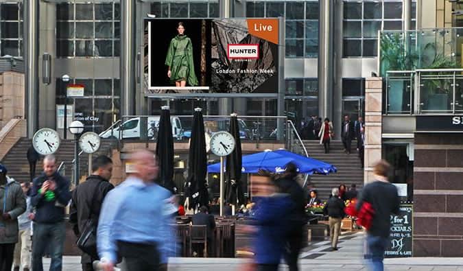 Hunter Original AW15 Live Show Streamed Across The UK by outdoor advertising specialist Ocean