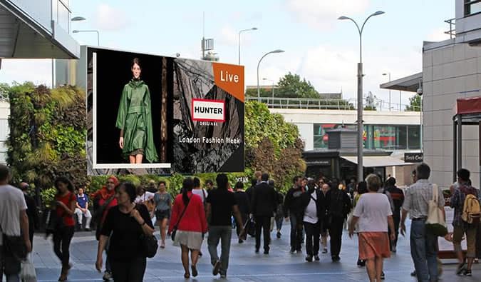 Hunter Original AW15 Live Show Streamed Across The UK by outdoor advertising specialist Ocean