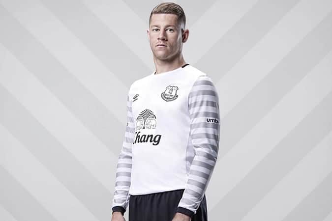 Everton 1970s-Inspired Away Kit 2015/16