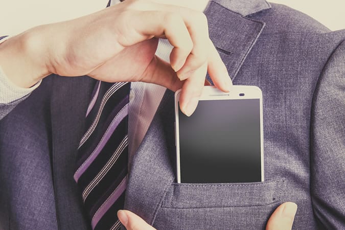 Men's Style Mistake - Stuffing your suit pockets
