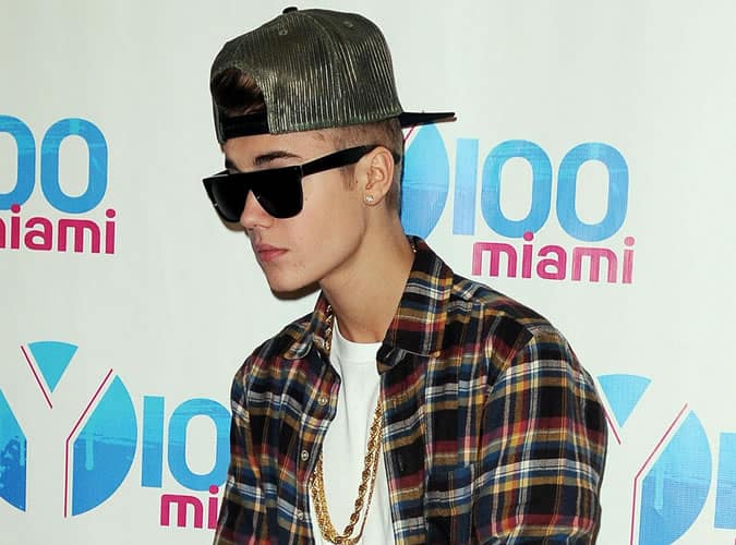 Justin Bieber in a baseball cap/snapback