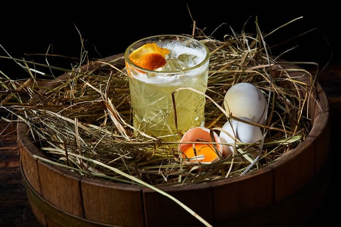 Whisky sour cocktail with egg whites