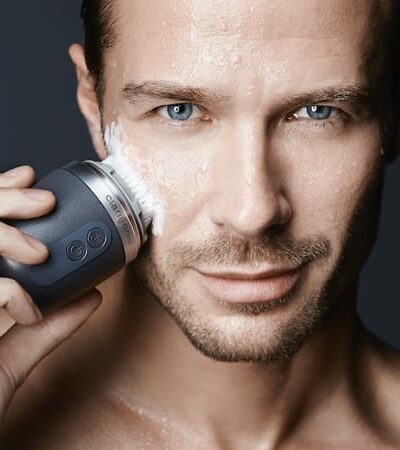 10 Grooming Gadgets Every Man Needs