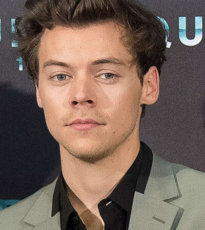 Harry Styles Just Showed Us How To Do Statement Tailoring