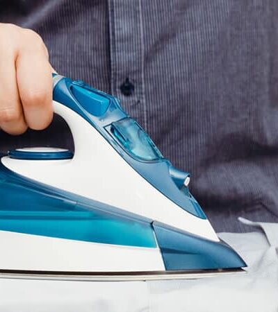 How to Iron a Shirt Properly: A Man’s Guide for 2026