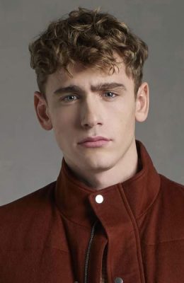 The Best Men's Curly Hairstyles & Haircuts For 2024