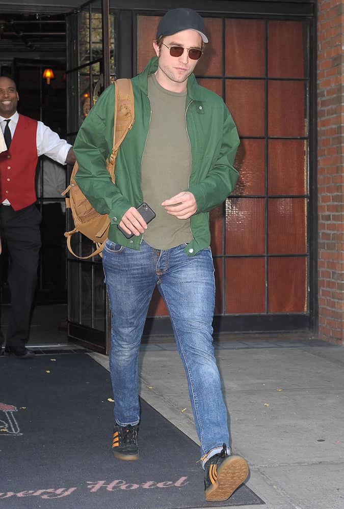 Robert Pattinson Green Outfit