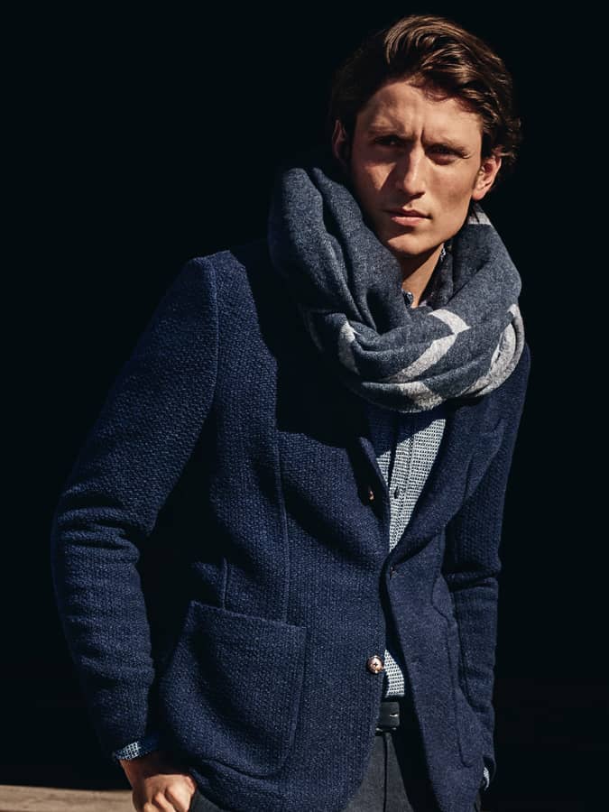 How To Wear A Scarf For Men - The Reverse Drape