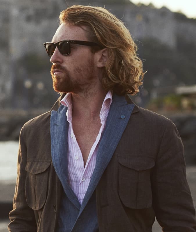 How to wear Ray-Ban Wayfarers with smart casual clothes