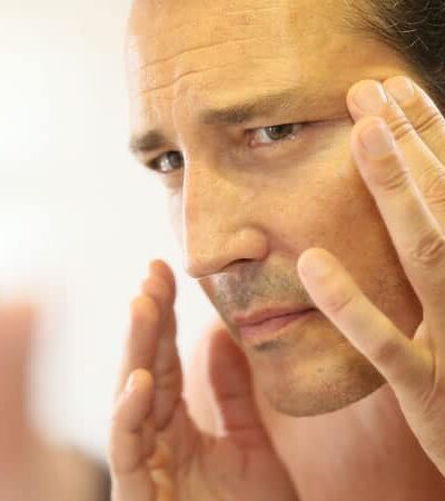 The 6 Signs Of Ageing (And How To Stop Them)