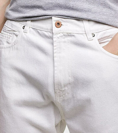 The Best White Jeans For Standing Out Year-Round