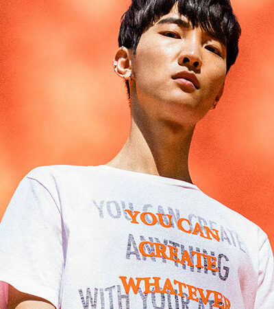5 Ways To Wear The Graphic T-Shirt Trend