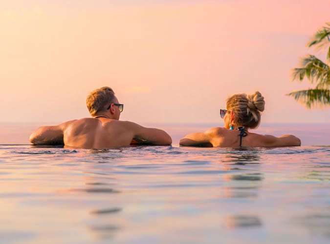 7 Ways To Beat SAD This Winter - Couple on holiday