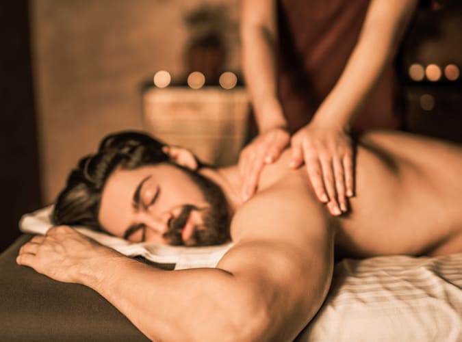 7 Ways To Beat SAD This Winter - Massage