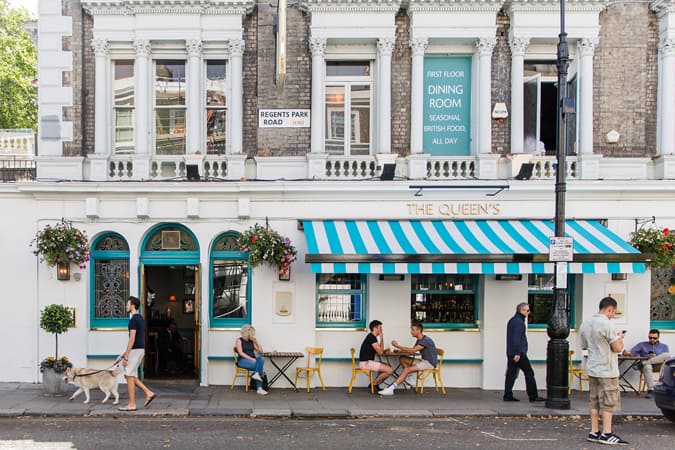 The Queen's Pub
