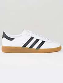 Adidas Originals Munchen Trainers In White Bb2778