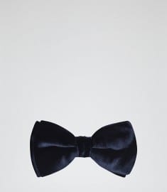 Reiss Brando Velvet Bow Tie Navy