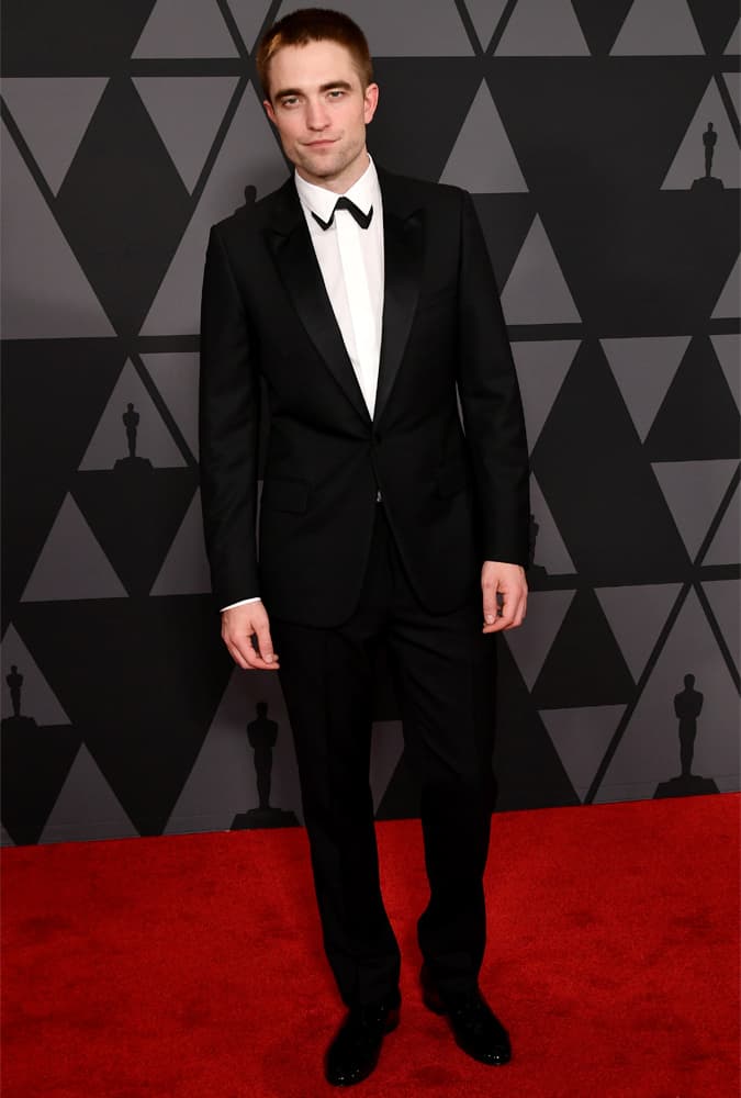Robert Pattinson wearing a continental crossover tie