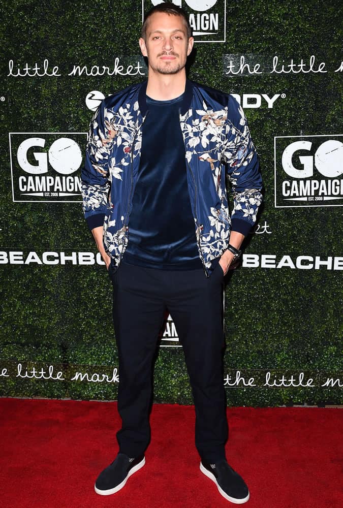 Joel Kinnaman Wearing A Navy Floral Jacket