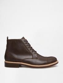 New Look Boot With Toe Cap Detail