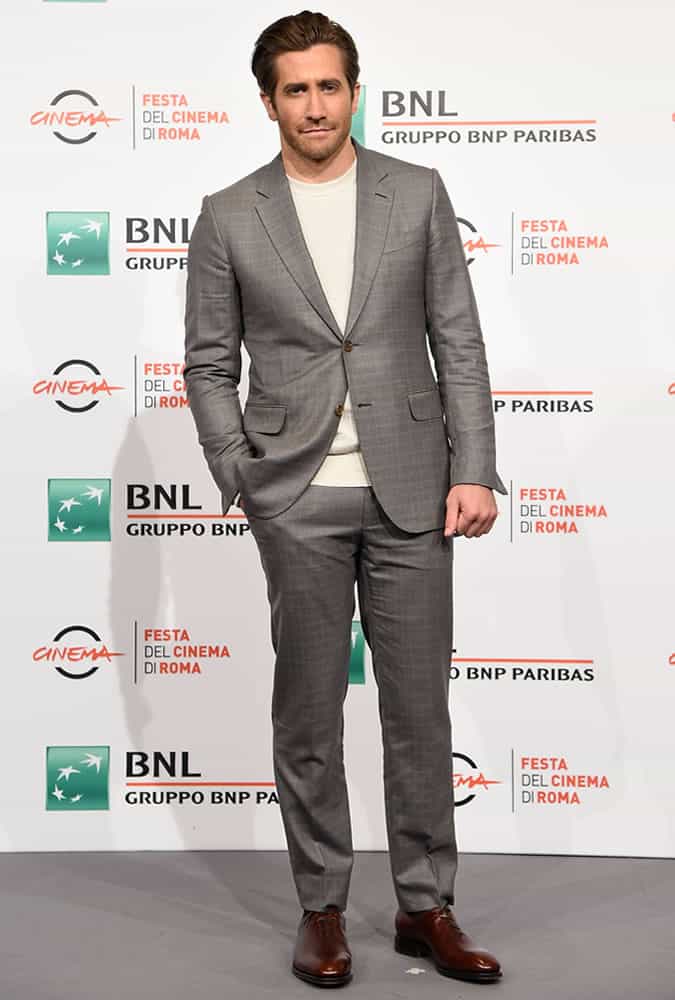 Jake Gyllenhall in dressed-down tailoring at a Stronger photocall