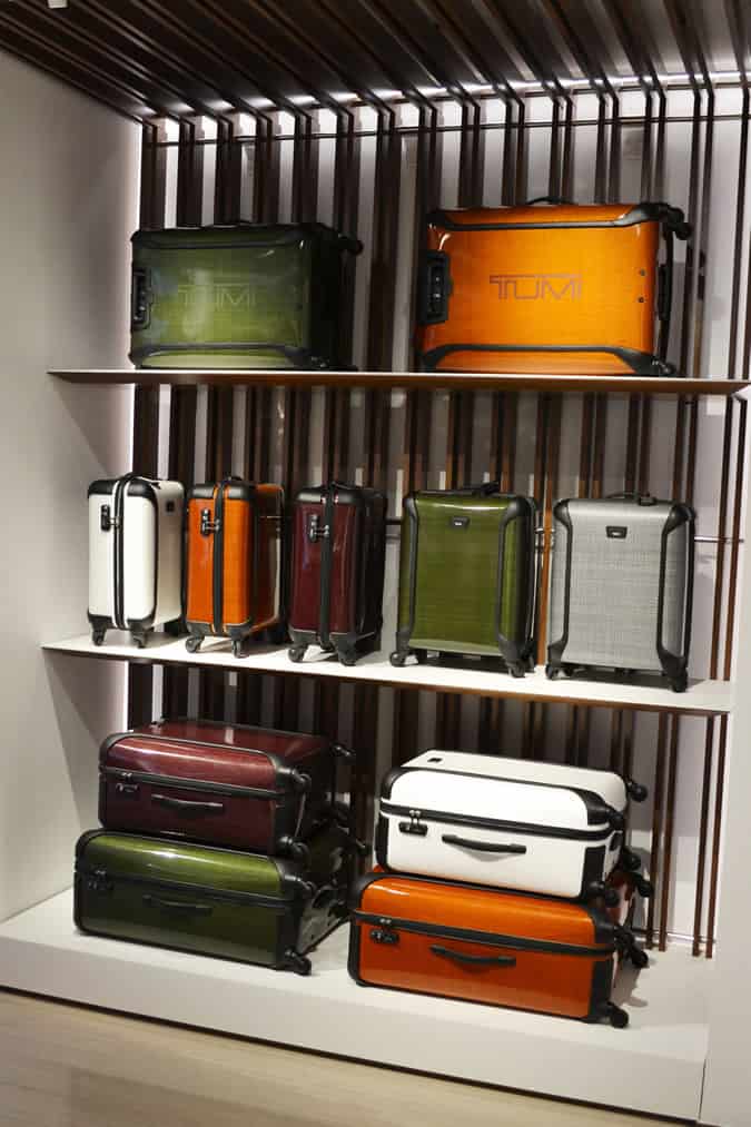 tumi store