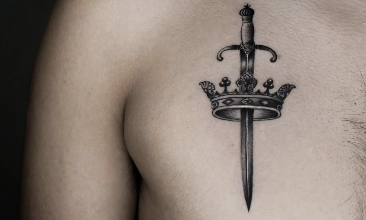 LIVE LIKE A KING  Tattoos Line work tattoo Full body tattoo