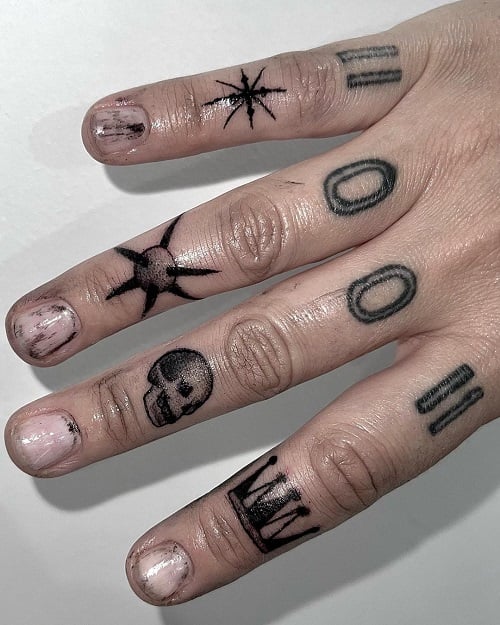 Dotwork Finger Tattoo