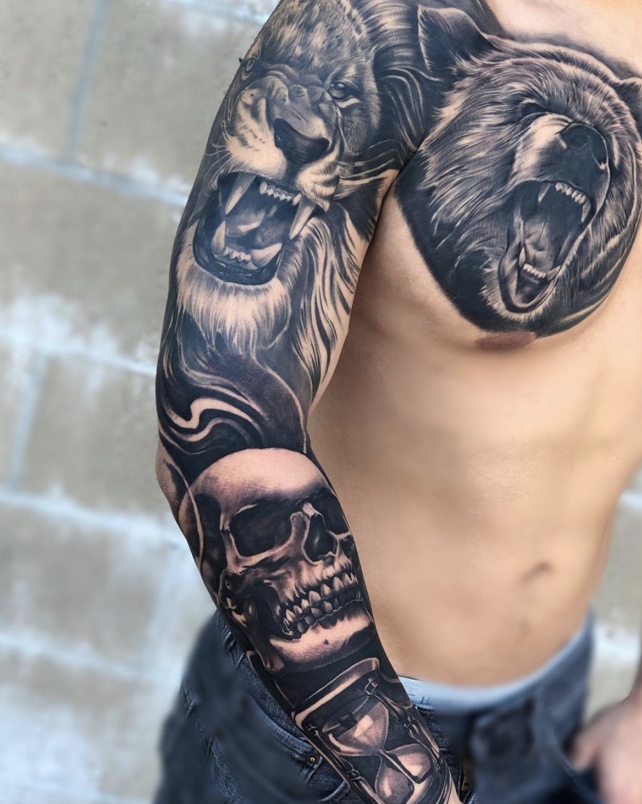 Sleeve Lion Tattoo 