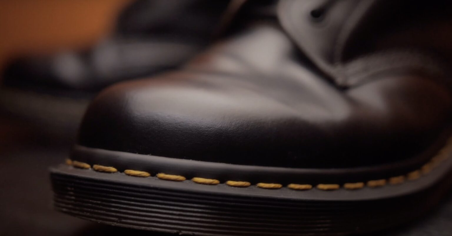 Doc Martens vs Solovair – A Battle of 2 Iconic Boots + Video 2023 ...