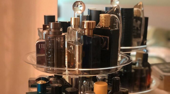 8 Best Perfume Organizers – Storage and Style For 2024