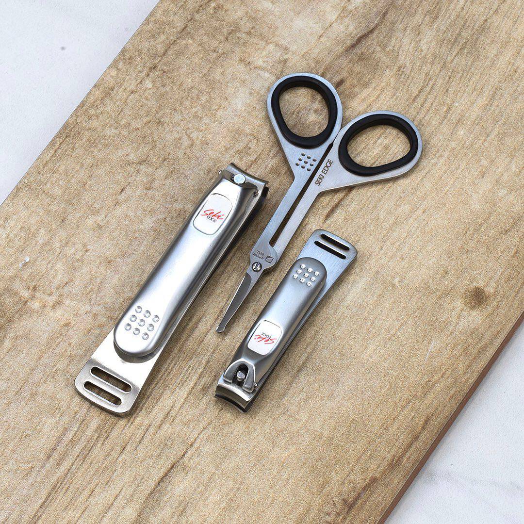 7 Best Nose Hair Scissors: Trim the Excess with Care in 2024 7 Best Nose Hair Scissors: Trim the Excess with Care in 2024