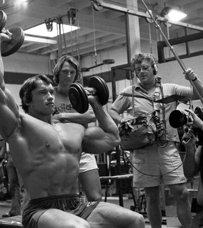 Try Arnold Schwarzenegger’s Full-Body Workout That Fits a Busy Schedule