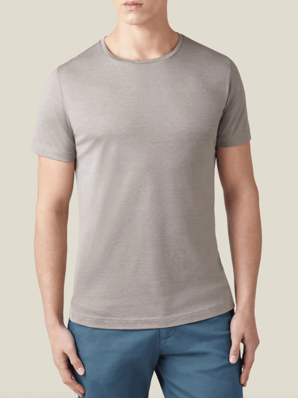 Man weaing Luca Faloni Tshirt 